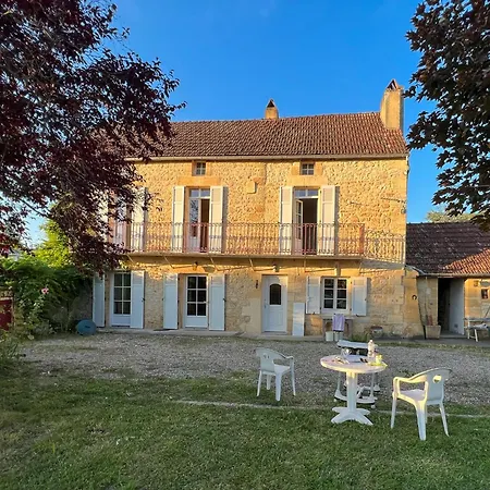 Сasa de vacaciones Maison Sainte-sabine *