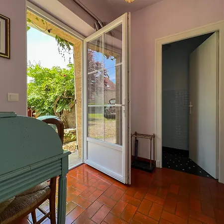 Maison Sainte-sabine Feriehus *