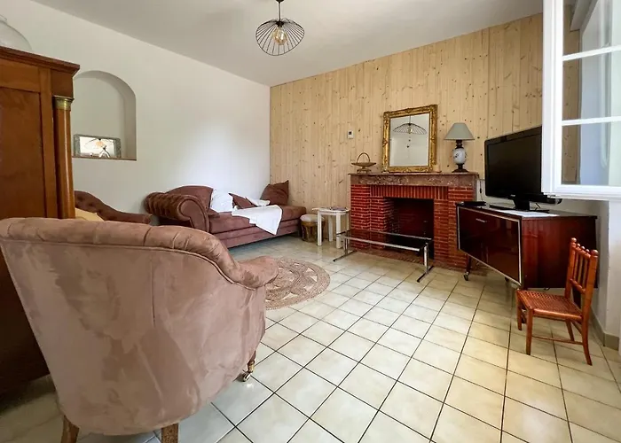 Maison Sainte-sabine Castels