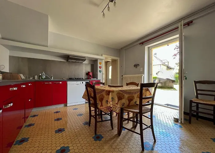 Maison Sainte-sabine Castels