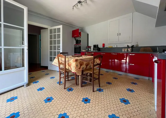 Maison Sainte-sabine Feriehus *