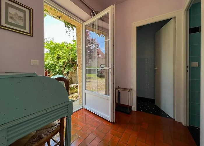 Maison Sainte-sabine Feriehus *