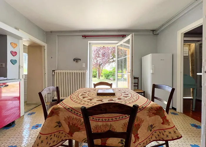 Feriehus Maison Sainte-sabine Castels